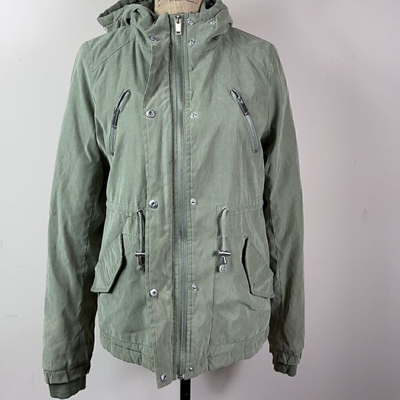 Bongo Winter Jacket hoodie - Picture 8 of 11